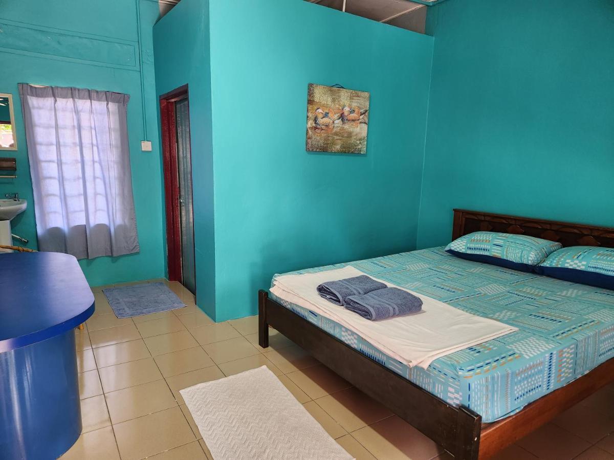 Gecko Guesthouse Pantai Cenang  Exterior foto