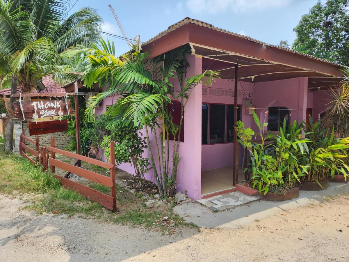 Gecko Guesthouse Pantai Cenang  Exterior foto